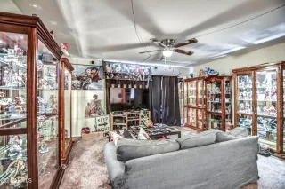 Photo #6: 6326449 Listing 