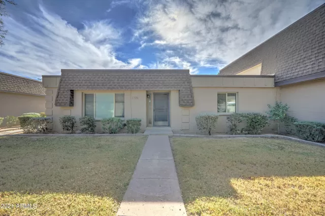 MLS: 6326901 Condo For Sale