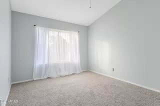 Photo #4: 6327085 Listing