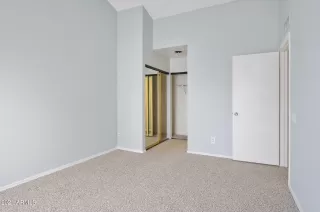 Photo #5: 6327085 Listing