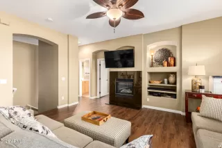 Photo #6: 6327169 Listing