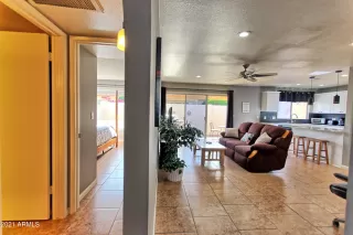Photo #2: 6327250 Listing 