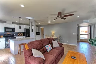 Photo #4: 6327250 Listing 