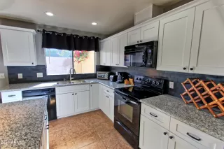 Photo #6: 6327250 Listing 