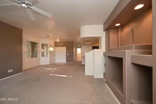 Photo #4: 6327287 Listing