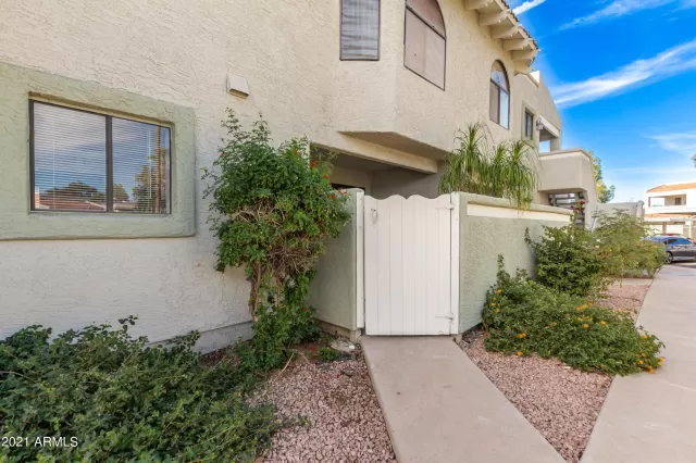 MLS: 6327307 Condo For Sale