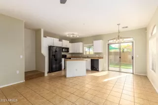 Photo #2: 6327379 Listing 