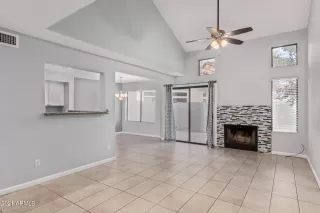 Photo #3: 6327452 Listing