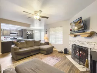 Photo #6: 6327604 Listing