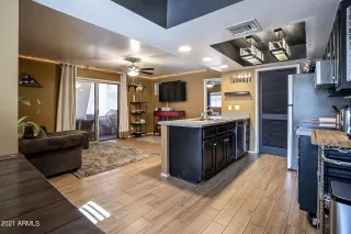 Photo #6: 6327838 Listing