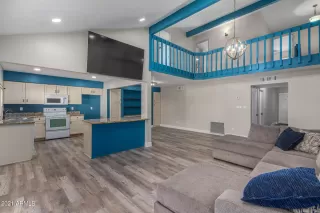 Photo #5: 6327883 Listing