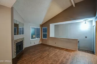 Photo #3: 6328061 Listing