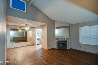 Photo #4: 6328061 Listing