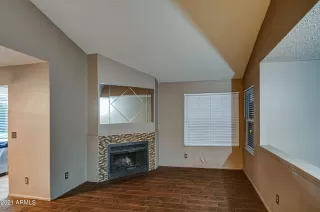 Photo #5: 6328061 Listing