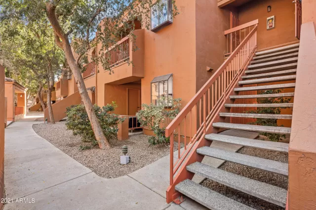 MLS: 6328064 Condo For Sale