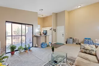 Photo #3: 6328064 Listing