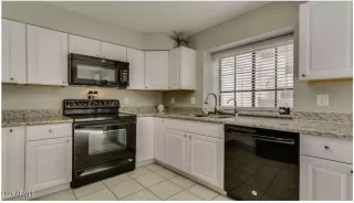 Photo #3: 6328066 Listing