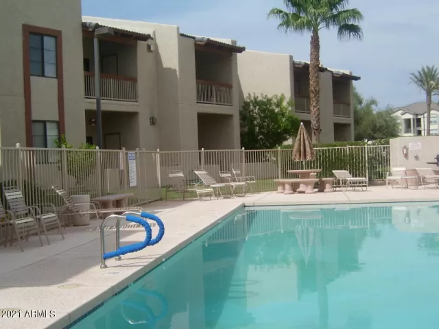 MLS: 6328148 Condo For Sale