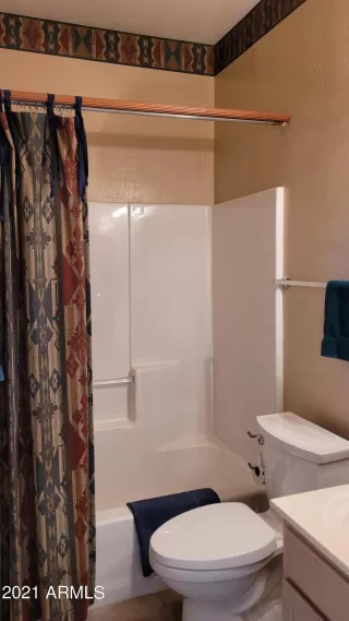 Photo #6: 6328148 Listing