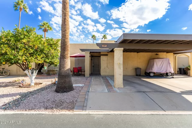 MLS: 6328501 Condo For Sale