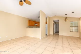 Photo #3: 6328558 Listing