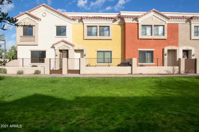 MLS: 6328697 Condo For Sale