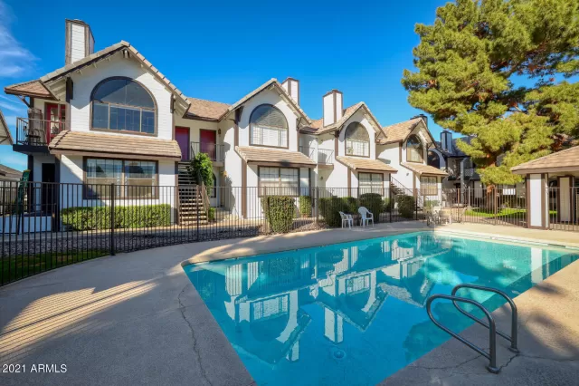 MLS: 6328861 Condo For Sale