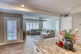 Photo #3: 6328861 Listing