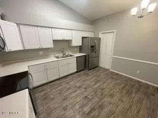 Photo #4: 6329177 Listing