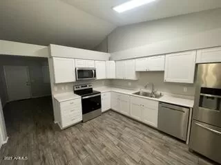 Photo #6: 6329177 Listing