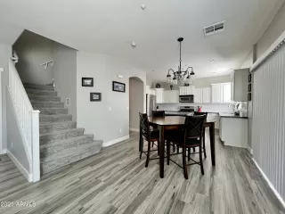 Photo #4: 6329185 Listing 