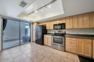 Photo #1: 6329328 Listing 