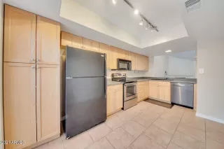 Photo #3: 6329328 Listing 