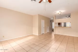 Photo #3: 6329358 Listing