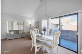 Photo #4: 6329601 Listing