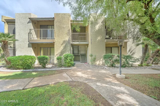 MLS: 6329713 Condo For Sale