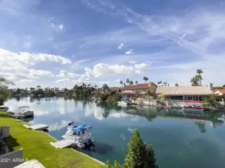 Photo #5: 6329908 Listing 