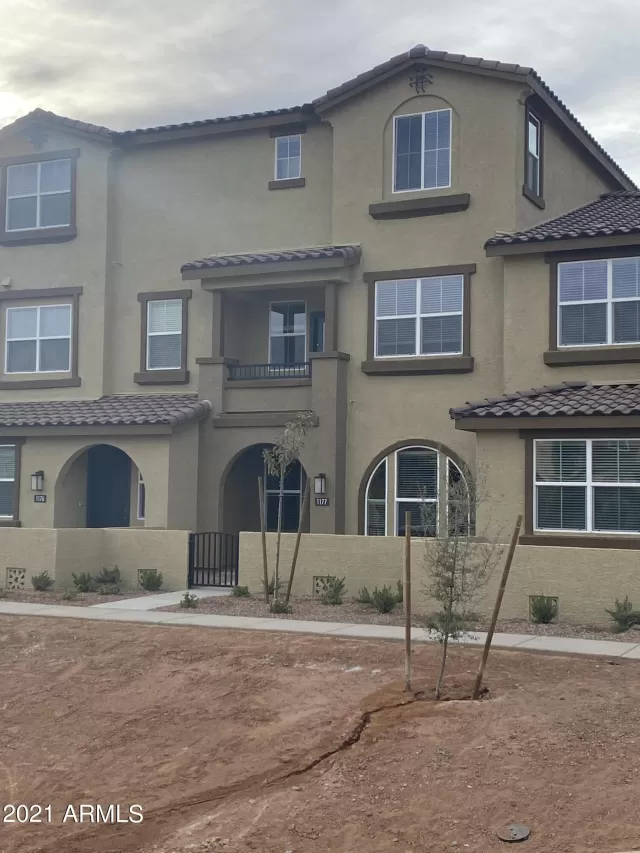 MLS: 6329943 Condo For Sale