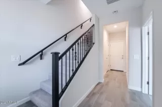 Photo #2: 6329943 Listing