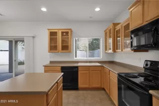 Photo #2: 6330055 Listing