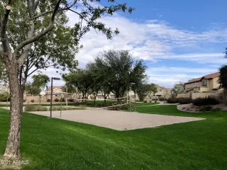 Photo #5: 6330055 Listing