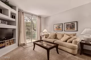 Photo #4: 6330127 Listing 