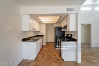 Photo #3: 6330272 Listing