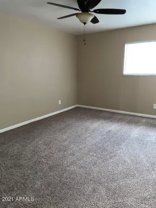 Photo #6: 6330319 Listing