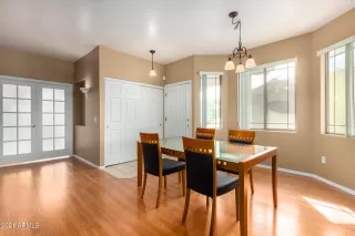 Photo #5: 6330342 Listing 