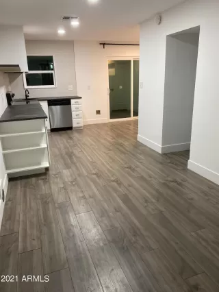 Photo #4: 6330488 Listing