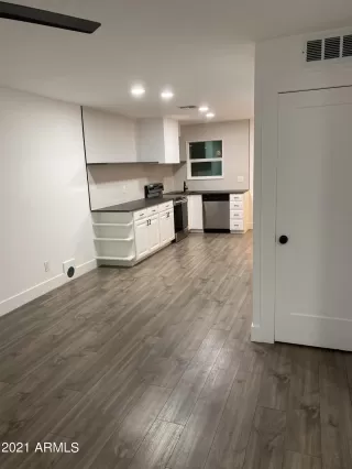 Photo #5: 6330488 Listing