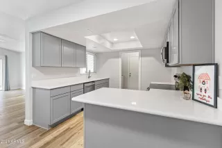 Photo #1: 6330492 Listing