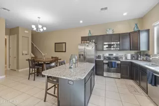 Photo #3: 6330593 Listing