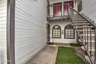 Photo #5: 6330629 Listing